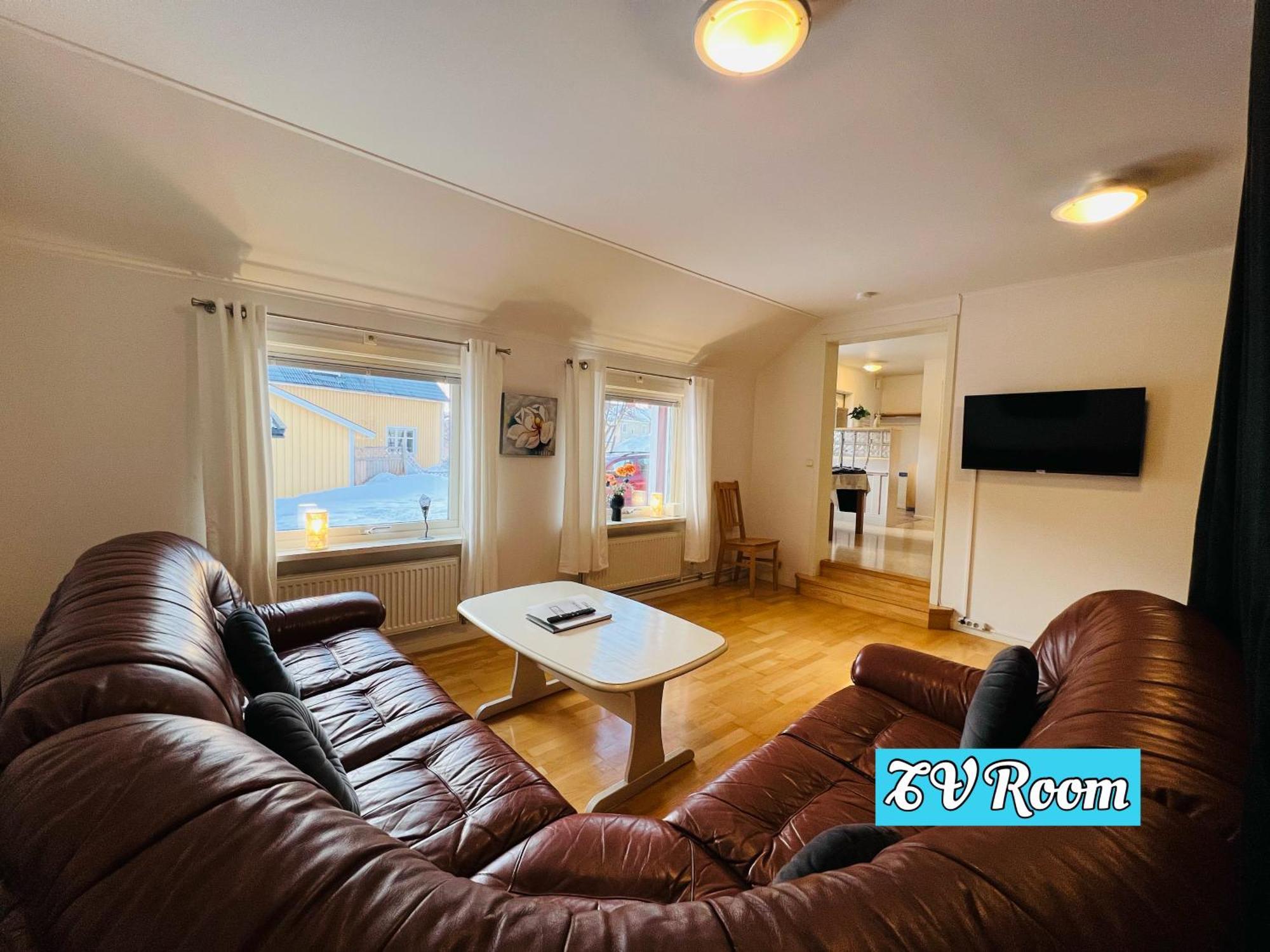 Kiruna Accommodation Gustaf Wikmansgatan 6B Villa For 9 Person المظهر الخارجي الصورة